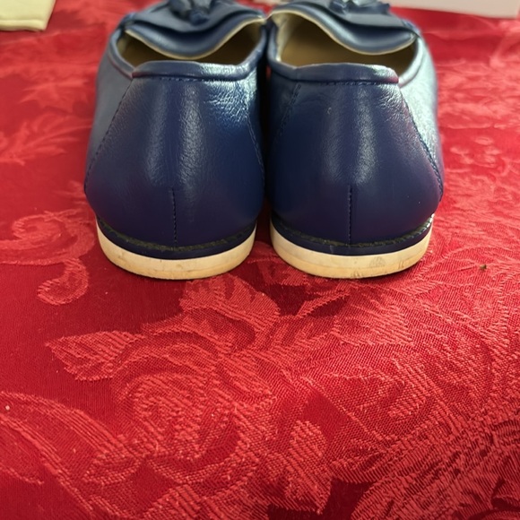 Talbots royal blue tassel loafers sz 6.5 - Picture 3 of 6
